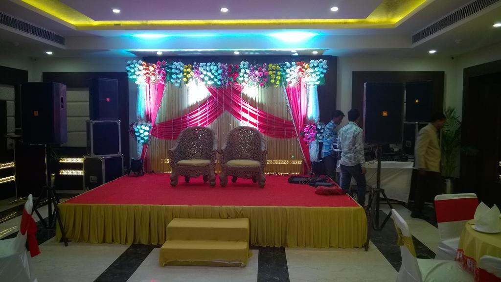 Hotel Seven Hills Tower Agra  Extérieur photo