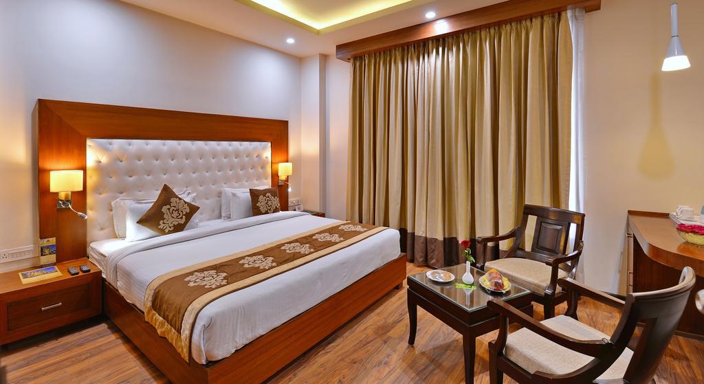 Hotel Seven Hills Tower Agra  Extérieur photo