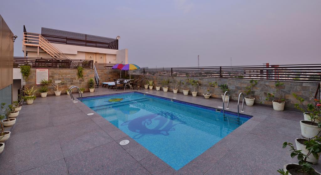 Hotel Seven Hills Tower Agra  Extérieur photo