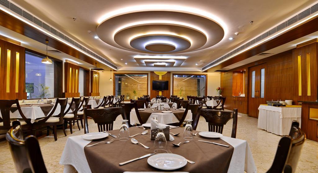 Hotel Seven Hills Tower Agra  Extérieur photo