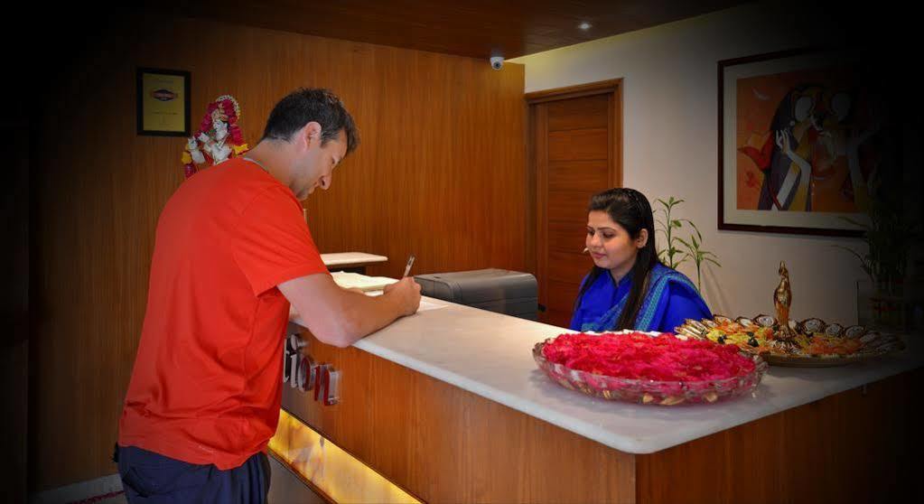 Hotel Seven Hills Tower Agra  Extérieur photo